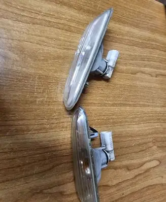 BMW 1 E81 E87 Front fender indicator light
