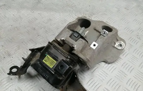 Hyundai Kona I Engine mount bracket 21870K4000 23012577