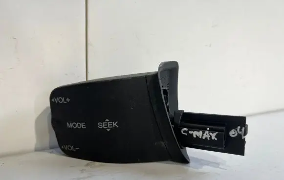 Ford Focus C-MAX Sound control switch 758709