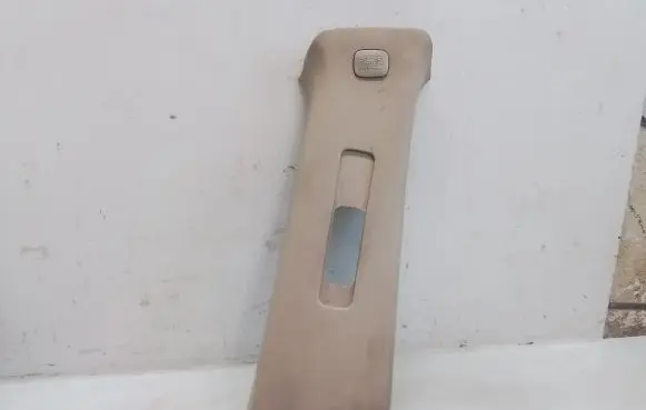 Nissan Murano Z50 (B) pillar trim (top)
