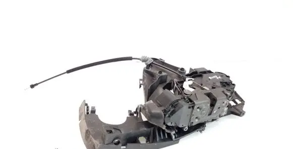 Volvo V50 Front door lock 30753681 30784046 985914102