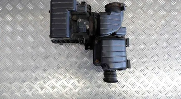 Air filter box