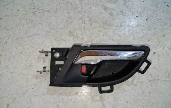 Honda CR-V Front door interior handle 43712XXX