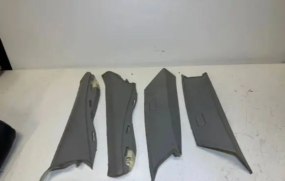BMW 5 E60 E61 (C) pillar trim 7061343