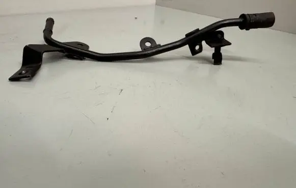 Volkswagen Golf Plus Engine coolant pipe/hose 1K0121070F
