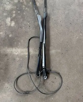 BMW 4 G22 G23 G24 G26 Windshield/front glass wiper blade 9448919
