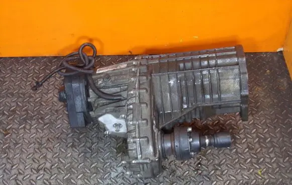 Volkswagen Touareg I Gearbox transfer box case 0AD341011A