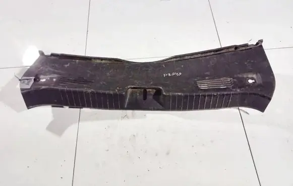 Chevrolet Cruze Other trunk/boot trim element