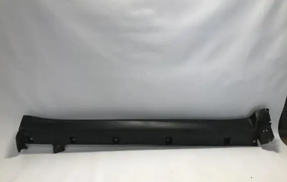 Suzuki Vitara (LY) Front sill (body part) 
