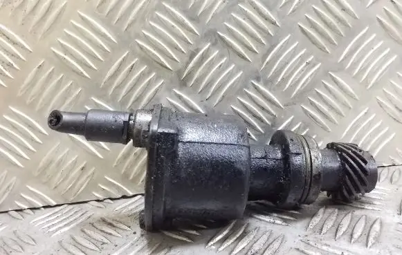 Volkswagen Transporter - Caravelle T4 Vacuum pump 028207A