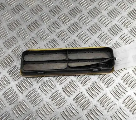 Mercedes-Benz E A207 Quarter panel pressure vent A2128300242