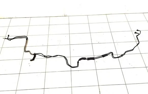 Opel Vivaro Brake vacuum hose/pipe 9819365880