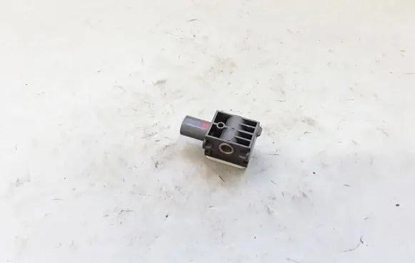 Mercedes-Benz ML W164 Airbag deployment crash/impact sensor 0038202826 170608 404646
