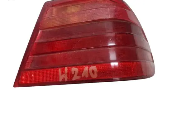 Rear/tail lights