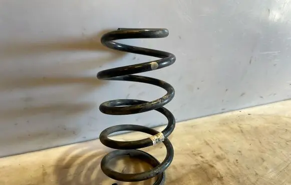 Opel Zafira B Front coil spring 