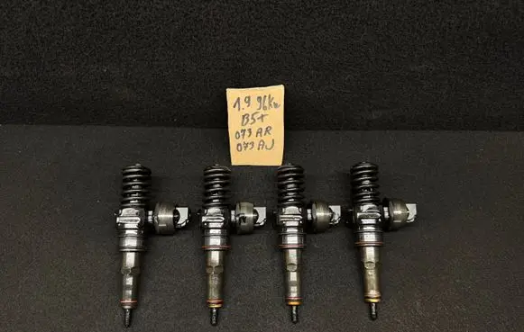 Volkswagen PASSAT B5.5 Fuel injectors set 038130073AR 038130073AJ