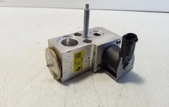 Air conditioning (A/C) expansion valve