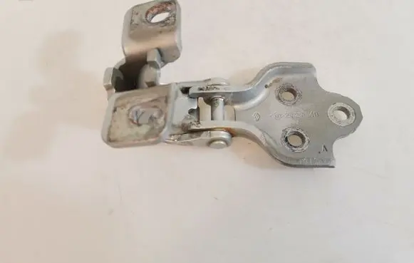 Renault Master II Front door upper hinge 272754B