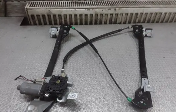 Chrysler Pacifica Front door window regulator with motor 04894270AC