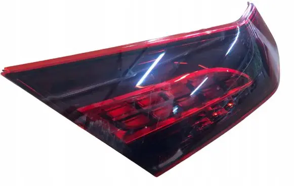 Mercedes-Benz E W213 Rear/tail lights 2139068305