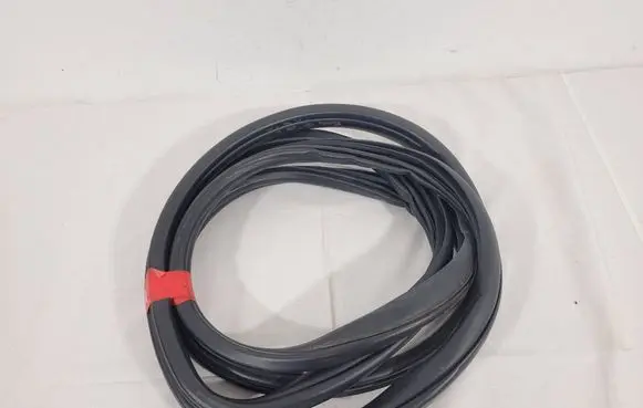 Front door rubber seal