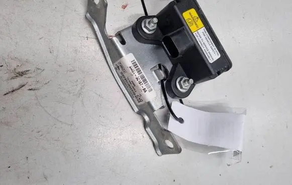 Ford Kuga I ESP acceleration yaw rate sensor 8M513C187BA