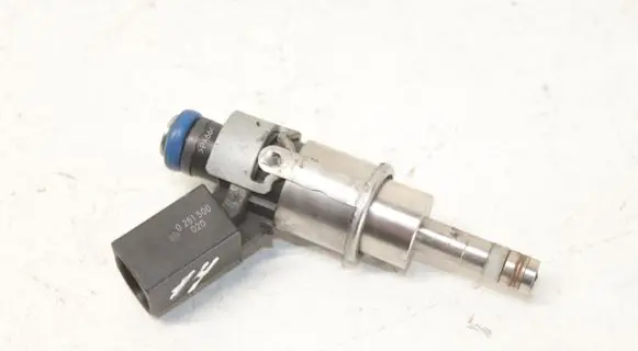 Audi A4 S4 B7 8E 8H Fuel injector 06F906036A 0261500020