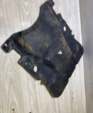 BMW 1 F70 Heat shield in engine bay 7931725