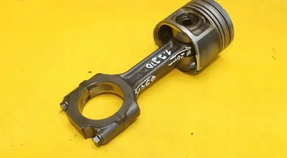 Fiat Doblo Piston with connecting rod