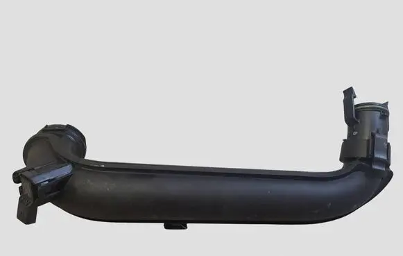 Volkswagen PASSAT B8 Intercooler hose/pipe 04E145673