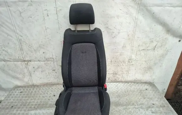 Seat Altea XL Front passenger seat 1K4881106LS 5P0882603F 1K0971392FK