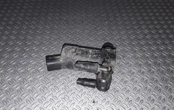 Ford C-MAX I Windscreen/windshield washer pump 1S7117K624FE