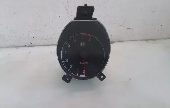 Alfa Romeo 156 Speedometer (instrument cluster) 503350010200 156034513 2JG323J1E