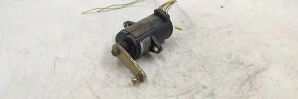 Accelerator throttle pedal