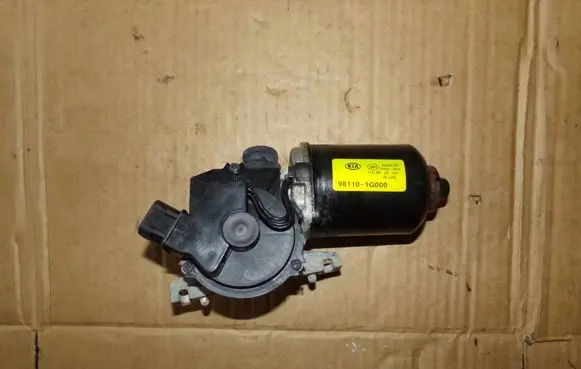 Hyundai Accent Wiper motor