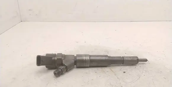 BMW 5 E39 Fuel injector 0445110029 2354093