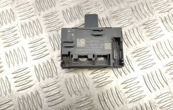 Skoda Octavia Mk3 (5E) Door control unit/module 5Q4959393B A2C7392910400