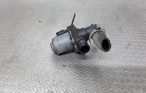BMW 5 E39 Electric auxiliary coolant/water pump 64118379921