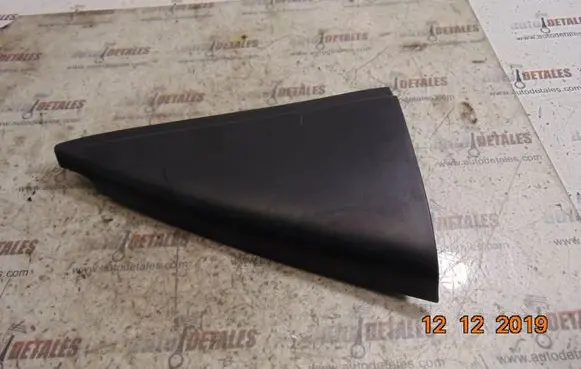 Toyota Yaris Other rear door trim element 67673-0D030
