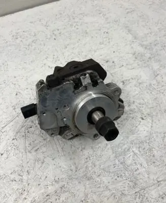 BMW 5 E60 E61 Fuel injection high pressure pump 0445010146
