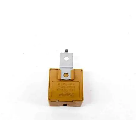 Mitsubishi Space Wagon Other relay MD332124 0680005220