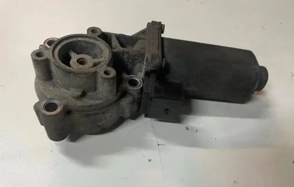 BMW X5 E70 Gearbox-reducer motor 8473227771