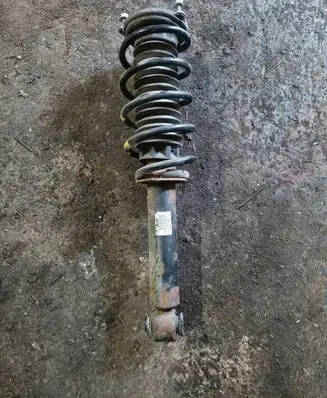 Front shock absorber/damper