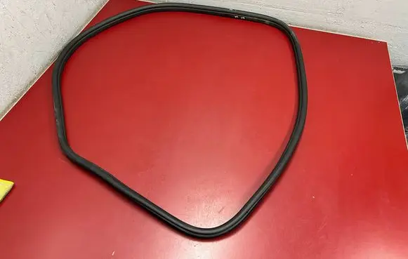 BMW X1 U11 Rear door rubber seal (on body) 9451508