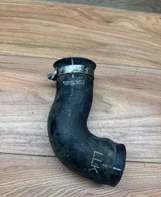 Audi A4 S4 B6 8E 8H Intercooler hose/pipe 8E0145837G