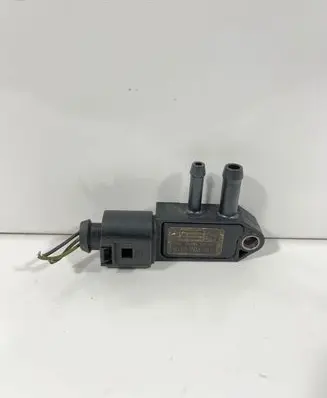 Volkswagen PASSAT B6 Air pressure sensor 076906051B 05047073