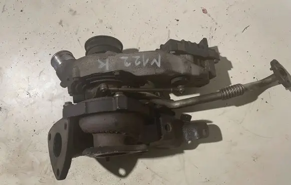Land Rover Discovery 4 - LR4 Turbo Ax2q6k682ca