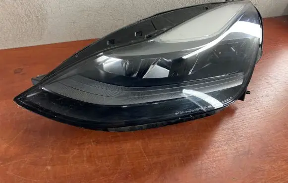 Tesla Model 3 Headlight/headlamp 151495200D 01531911