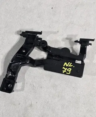 Mercedes-Benz E W212 Rear bumper mounting bracket A2128854614