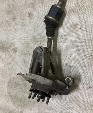 Land Rover Discovery Sport Front wheel hub spindle knuckle